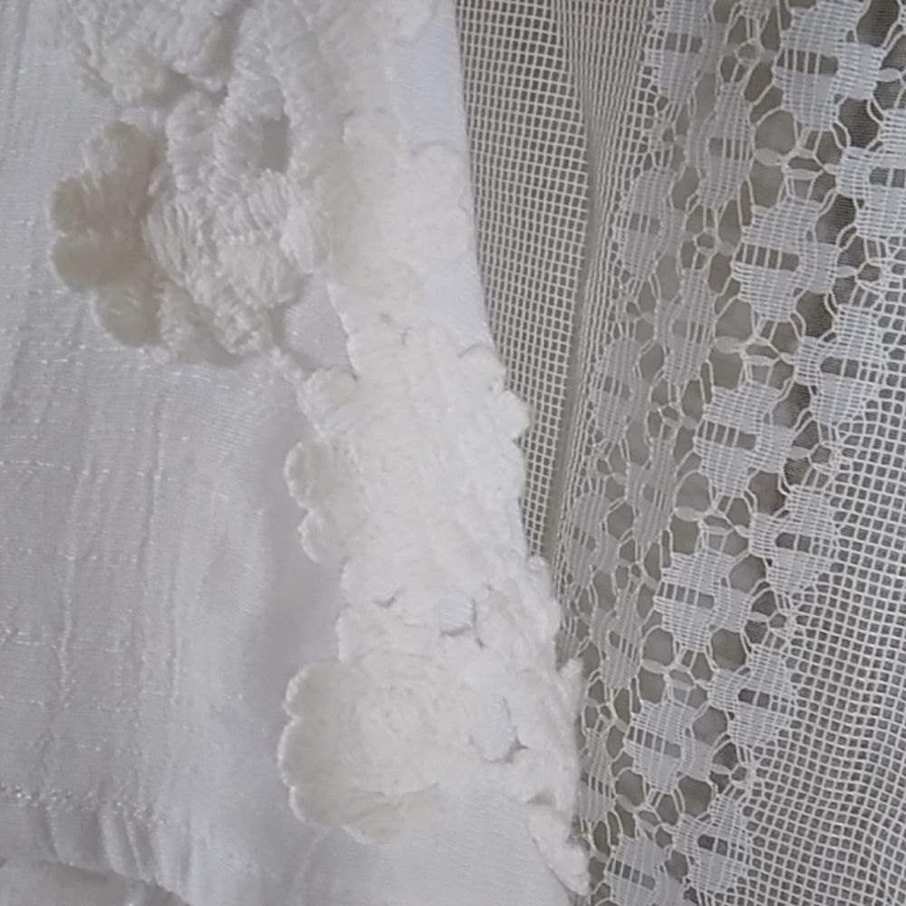 🥰D Signed Disney Girls White Size S (7-8) - Picture 3 of 16